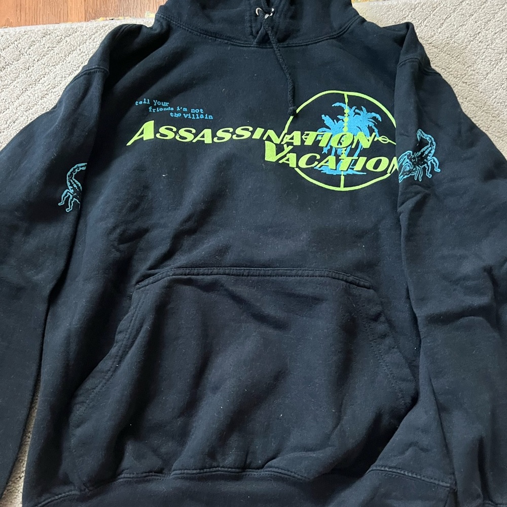 Drake assassination tour, 2019 sweatshirt